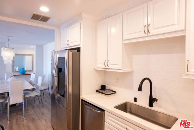 723 Palisades Beach Road 318, Santa Monica, CA 90402