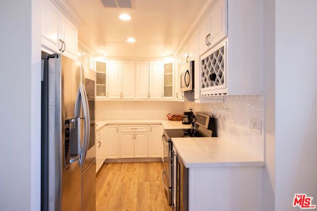 723 Palisades Beach Road 318, Santa Monica, CA 90402