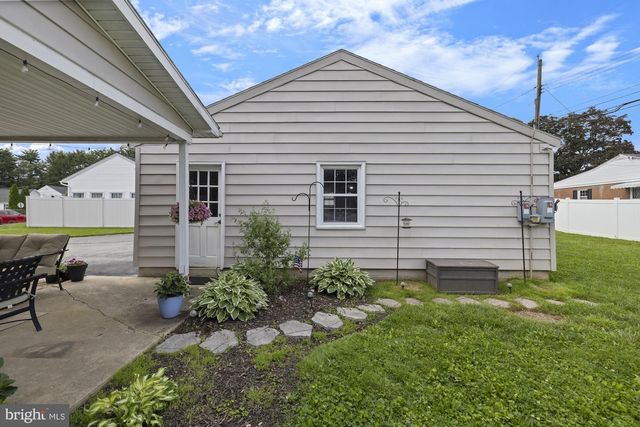 304 MOUL, Hanover, PA 17331