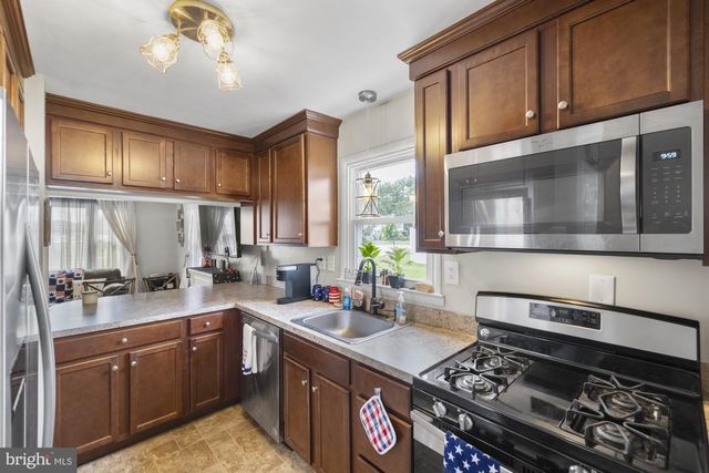 304 MOUL, Hanover, PA 17331