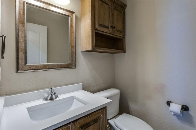 8509 NW 68th Terrace, Oklahoma City, OK 73132