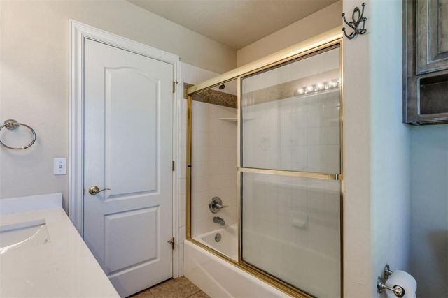 8509 NW 68th Terrace, Oklahoma City, OK 73132