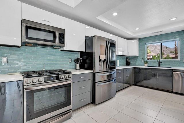 53025 Avenida Vallejo, La Quinta, CA 92253