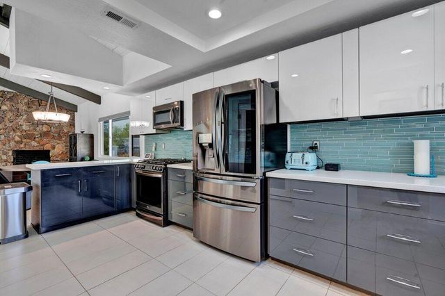 53025 Avenida Vallejo, La Quinta, CA 92253