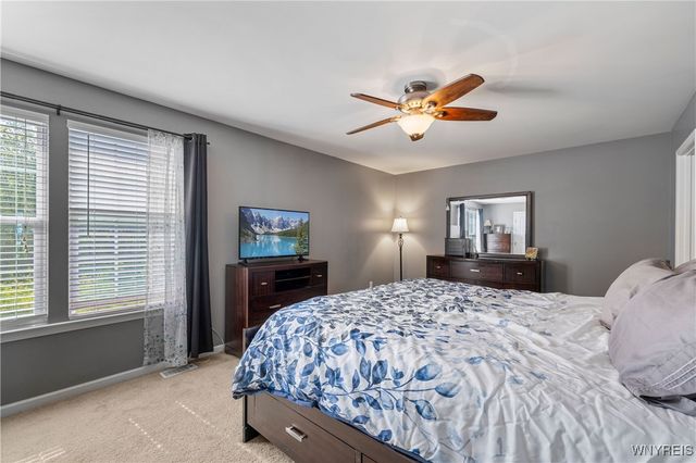 1 Skylark Lane, Wheatfield, NY 14304