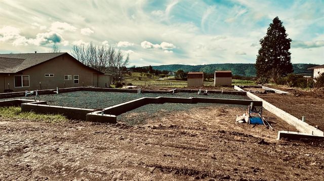 2098 Quail Hill Rd, Copperopolis, CA 95228