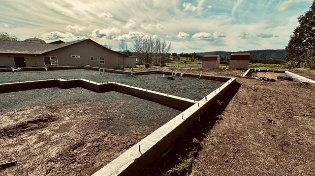 2098 Quail Hill Rd, Copperopolis, CA 95228