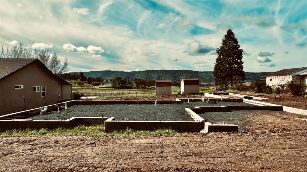 2098 Quail Hill Rd, Copperopolis, CA 95228