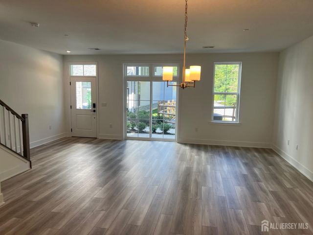 10106 Donatello, West Windsor, NJ 08540