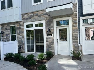 10106 Donatello, West Windsor, NJ 08540