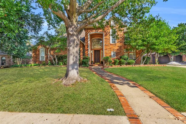 9 Royal Oaks Circle, Denton, TX 76210