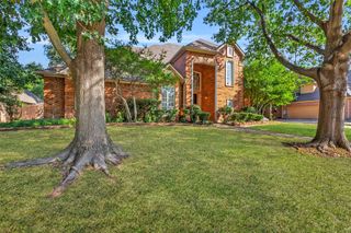9 Royal Oaks Circle, Denton, TX 76210