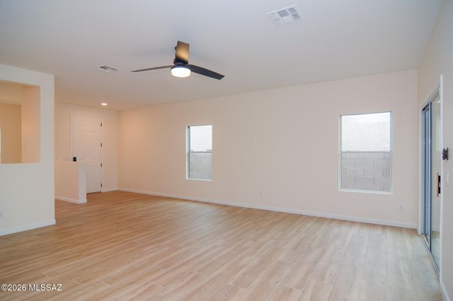 9237 N Centipede Avenue, Tucson, AZ 85742