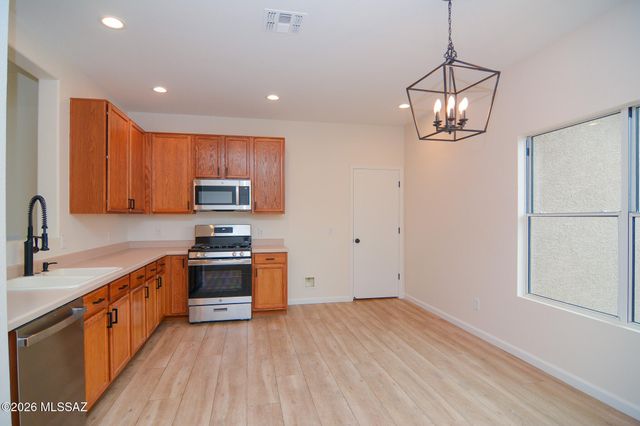 9237 N Centipede Avenue, Tucson, AZ 85742