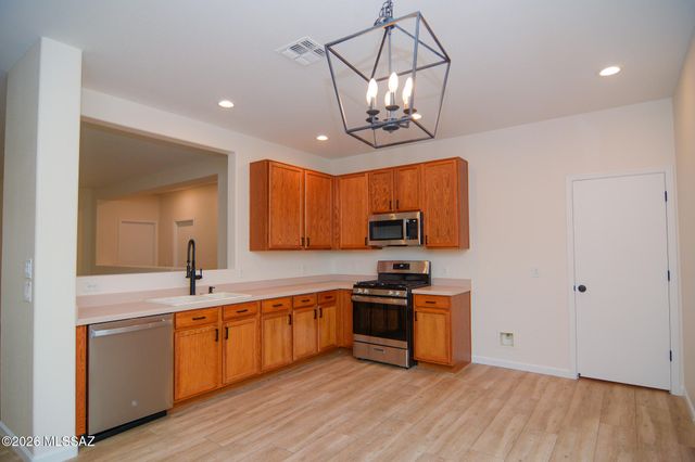 9237 N Centipede Avenue, Tucson, AZ 85742