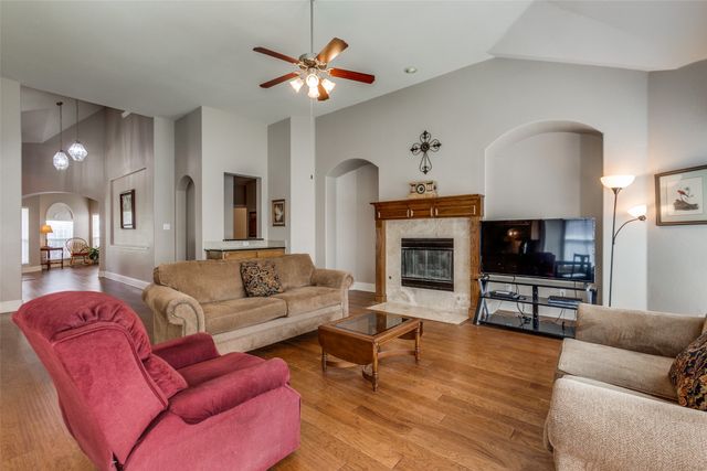 518 River Birch Trail, Garland, TX 75040