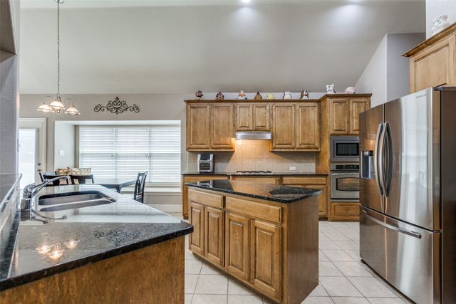 518 River Birch Trail, Garland, TX 75040