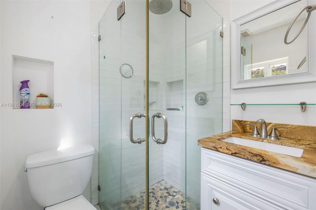 1895 Ixora Rd, North Miami, FL 33181