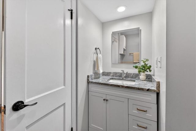 5109 W 71st Street, Prairie Village, KS 66208