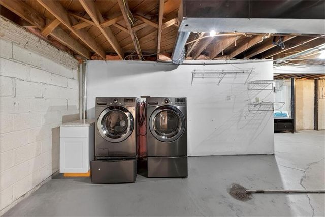 5109 W 71st Street, Prairie Village, KS 66208