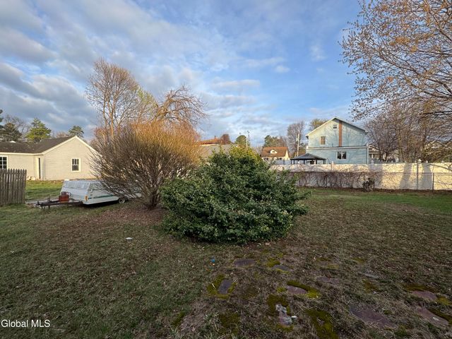 45 Hudson Avenue, Colonie, NY 12205