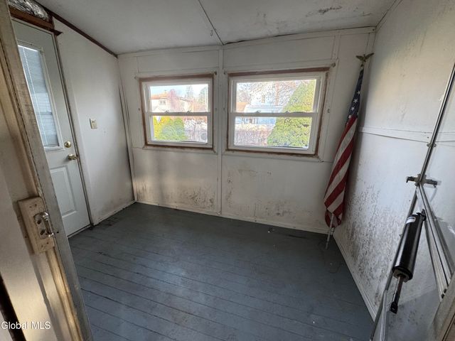 45 Hudson Avenue, Colonie, NY 12205