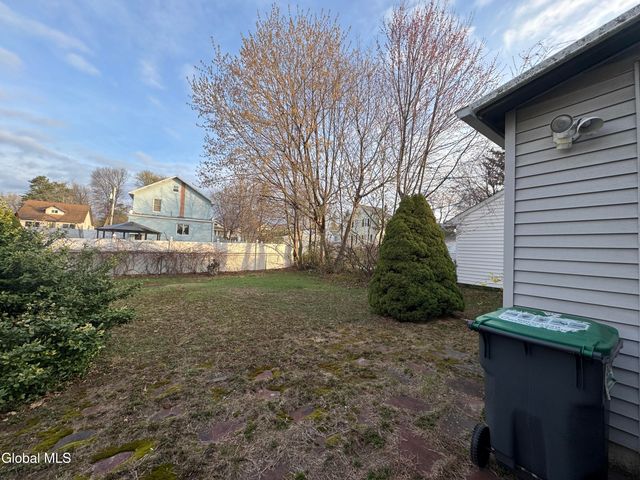 45 Hudson Avenue, Colonie, NY 12205