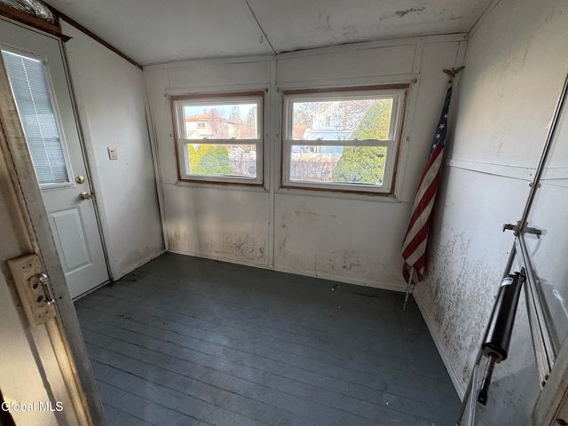 45 Hudson Avenue, Colonie, NY 12205