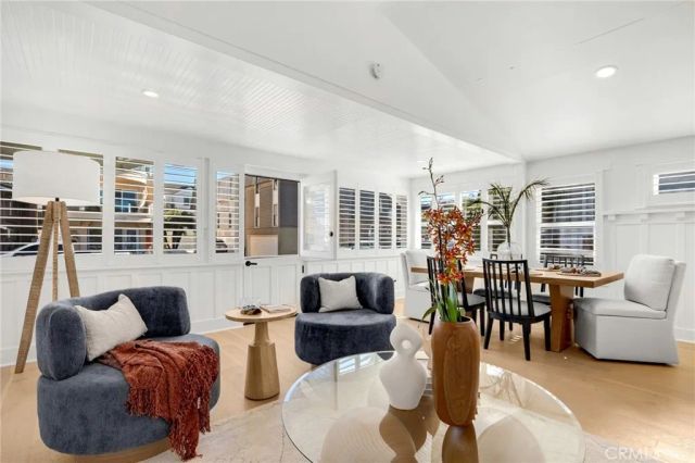 307 Fernando, Newport Beach, CA 92661