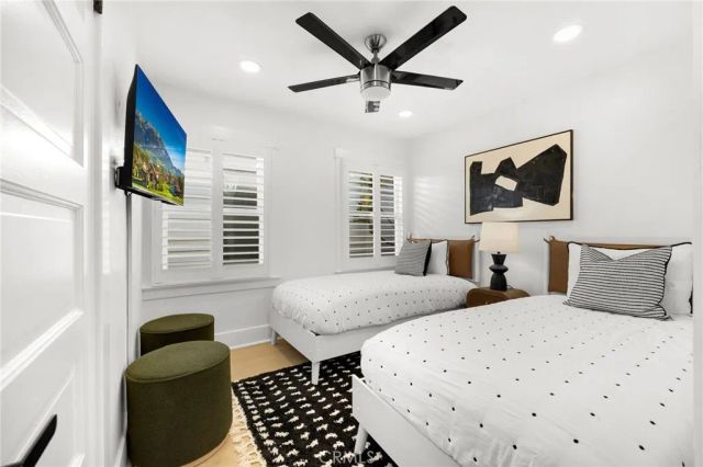 307 Fernando, Newport Beach, CA 92661