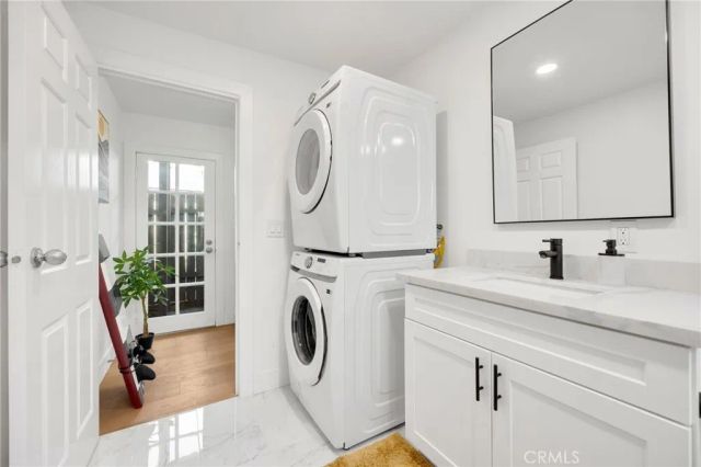 307 Fernando, Newport Beach, CA 92661