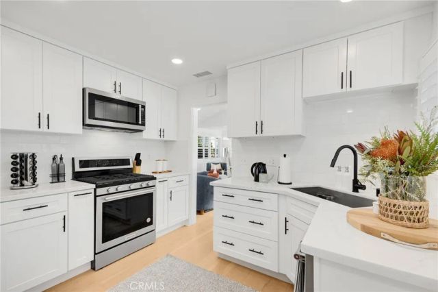 307 Fernando, Newport Beach, CA 92661