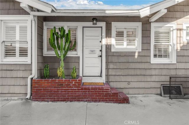 307 Fernando, Newport Beach, CA 92661