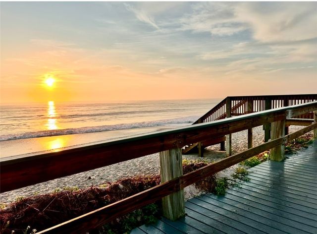 4049 Ocean Drive 501, Vero Beach, FL 32963