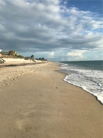 4049 Ocean Drive 501, Vero Beach, FL 32963