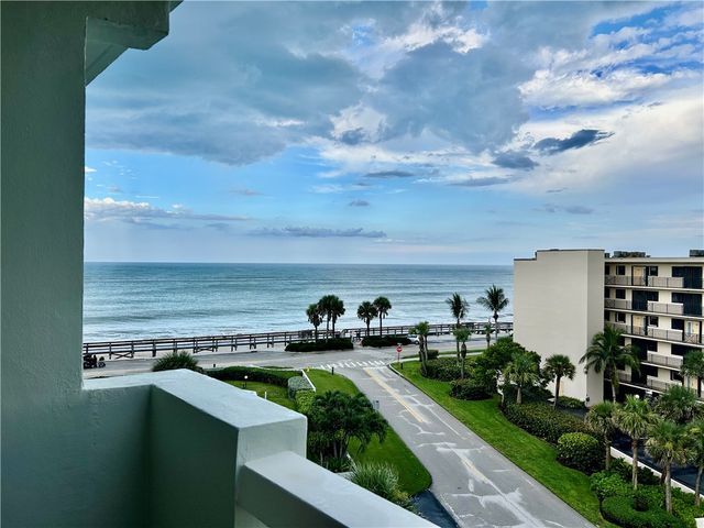 4049 Ocean Drive 501, Vero Beach, FL 32963