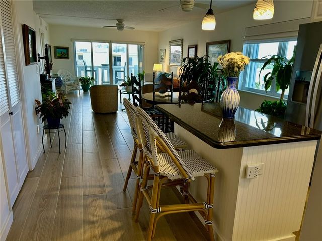 4049 Ocean Drive 501, Vero Beach, FL 32963