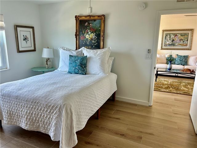 4049 Ocean Drive 501, Vero Beach, FL 32963