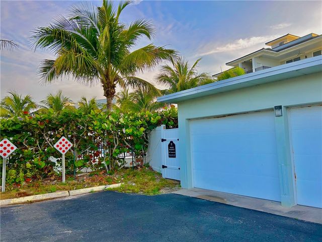 4049 Ocean Drive 501, Vero Beach, FL 32963