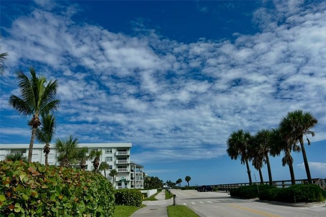 4049 Ocean Drive 501, Vero Beach, FL 32963