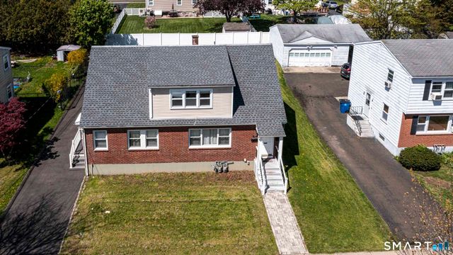 117 Elizabeth Ann Drive, New Haven, CT 06512