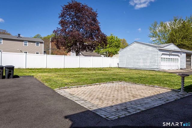 117 Elizabeth Ann Drive, New Haven, CT 06512