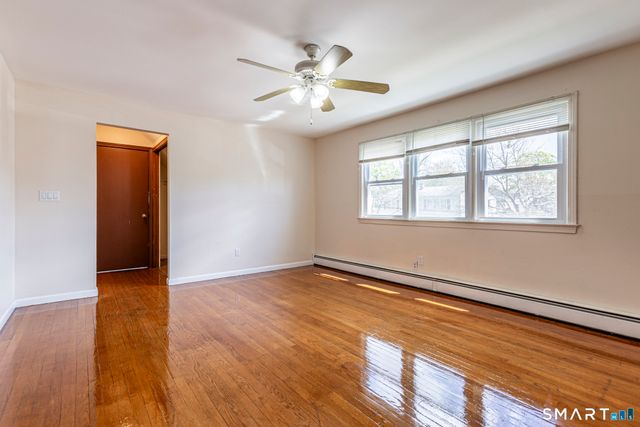 117 Elizabeth Ann Drive, New Haven, CT 06512