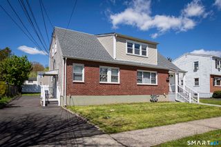 117 Elizabeth Ann Drive, New Haven, CT 06512