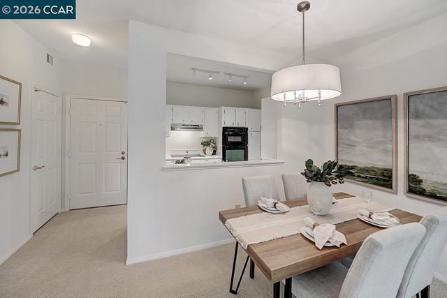 1860 Tice Creek Dr 1306, Walnut Creek, CA 94595