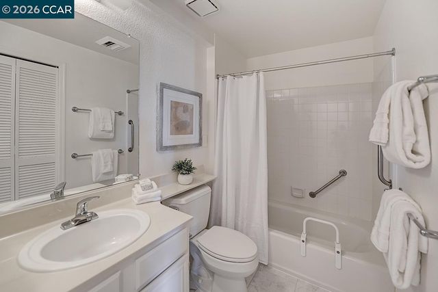 1860 Tice Creek Dr 1306, Walnut Creek, CA 94595