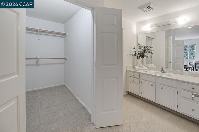 1860 Tice Creek Dr 1306, Walnut Creek, CA 94595