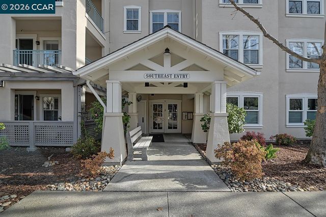 1860 Tice Creek Dr 1306, Walnut Creek, CA 94595