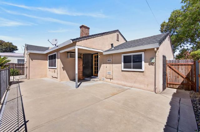2430 34th Ave, Sacramento, CA 95822