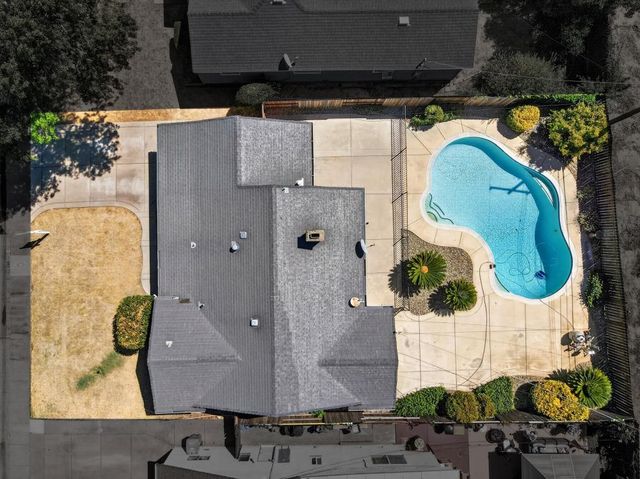 2430 34th Ave, Sacramento, CA 95822